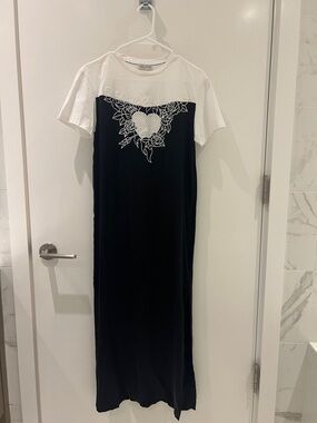 Each x Other White and Black Heart-Graphic Maxi Dress